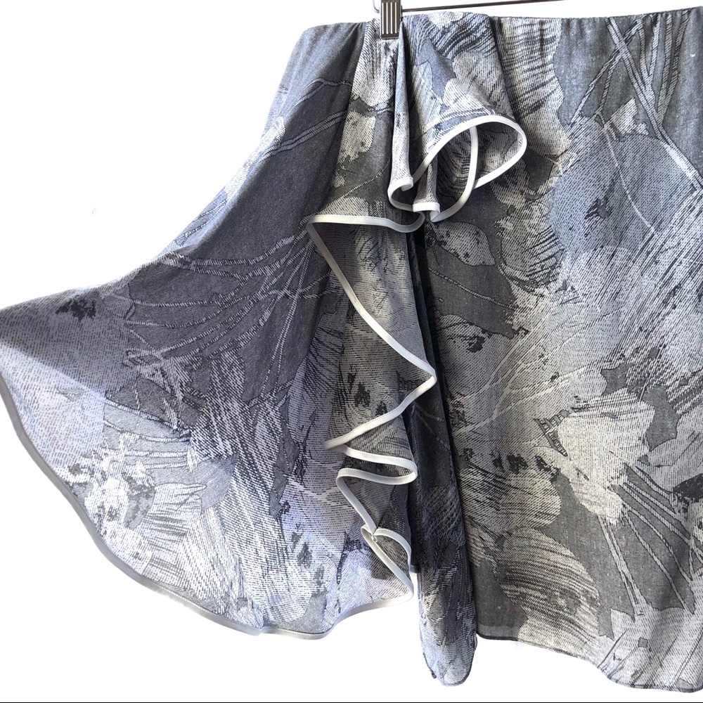 OFF SHOULDER TOP - Picture 7 of 9